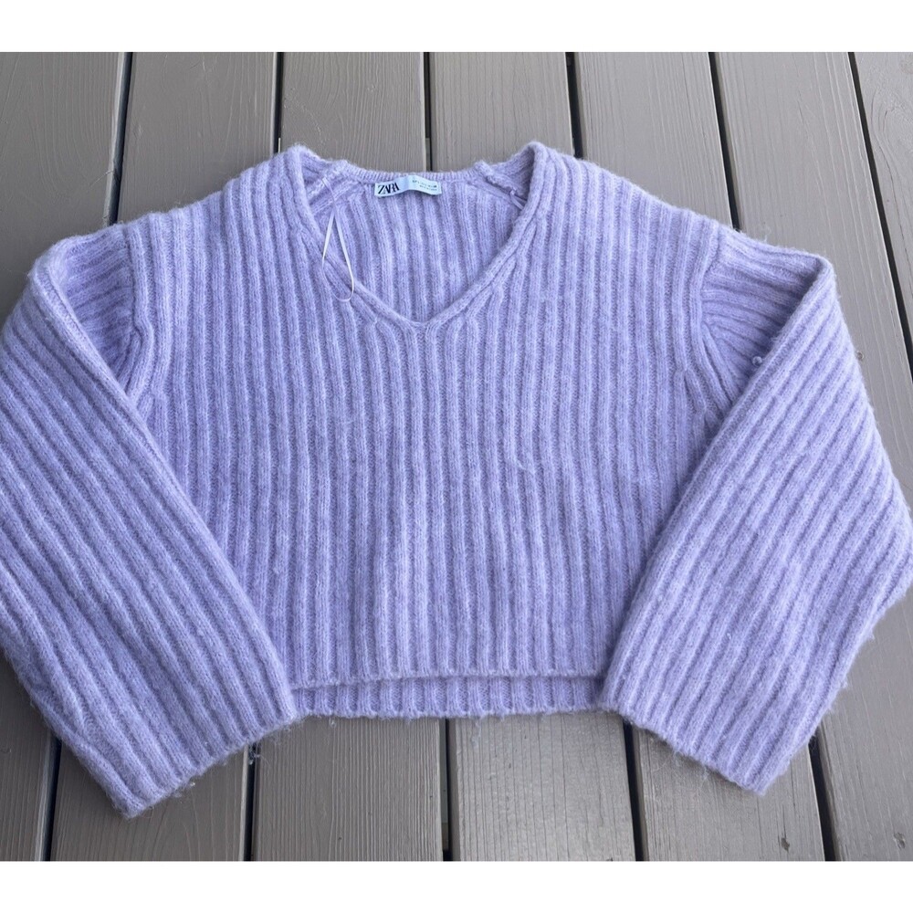 ZARA Cropped Sweater Soft-Touch Slightly Fuzzy Long Sleeve Lavender Size Large
